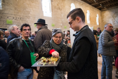 Festval des vins AOC Touraine au Prieuré St Cosme à La Riche. Stands des vignerons, ateliers culinaires.