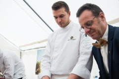 Festval des vins AOC Touraine au Prieuré St Cosme à La Riche. Stands des vignerons, ateliers culinaires.