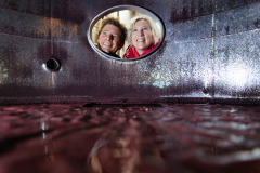 Portrait de Sandrine et Benjamin Delobel, vignerons à Ouchamps, Le-Controis-en-Sologne. Domaine Delobel.