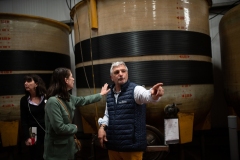 Visite du domaine viticole de Raphael Midoir à Chémery (41) à l'occasion des rencontres Val de Loire Millésimes. Une cinquantaine de journalistes sont invités à decouvrir le terroir et déguster les vins de l'AOC Touraine.