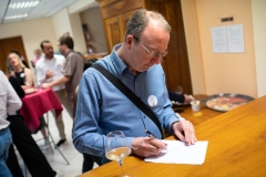 Visite du domaine viticole de Raphael Midoir à Chémery (41) à l'occasion des rencontres Val de Loire Millésimes. Une cinquantaine de journalistes sont invités à decouvrir le terroir et déguster les vins de l'AOC Touraine.