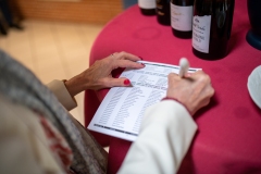 Visite du domaine viticole de Raphael Midoir à Chémery (41) à l'occasion des rencontres Val de Loire Millésimes. Une cinquantaine de journalistes sont invités à decouvrir le terroir et déguster les vins de l'AOC Touraine.